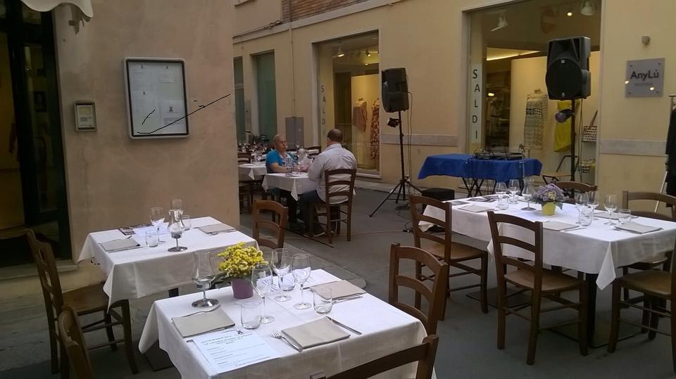 Locanda San Fiorenzo Fiorenzuola dʼArda Exteriér fotografie