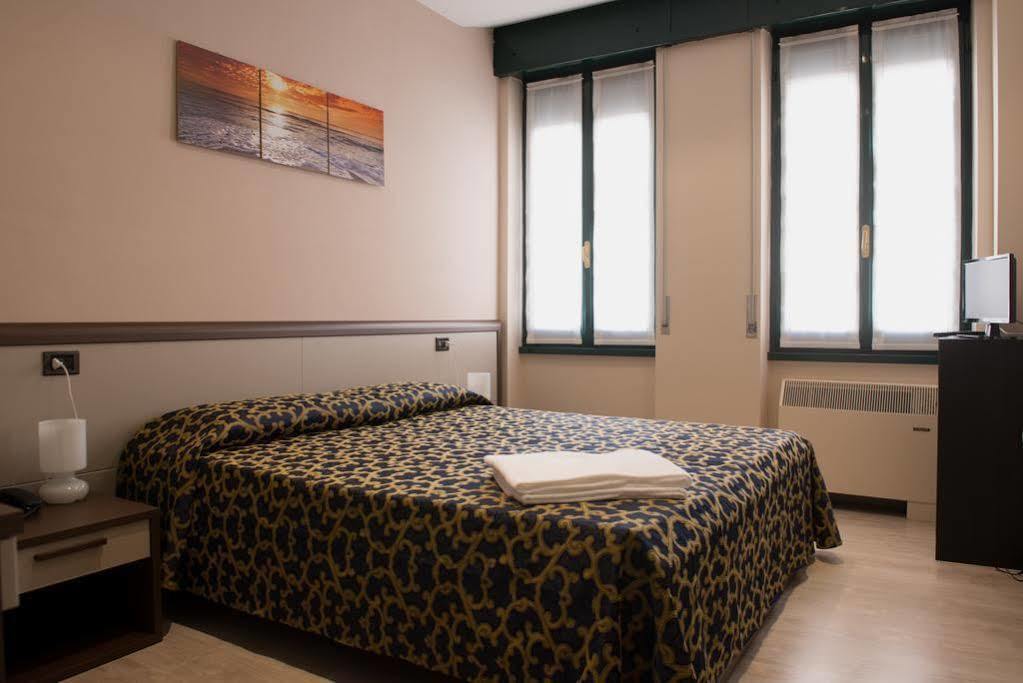 Locanda San Fiorenzo Fiorenzuola dʼArda Exteriér fotografie